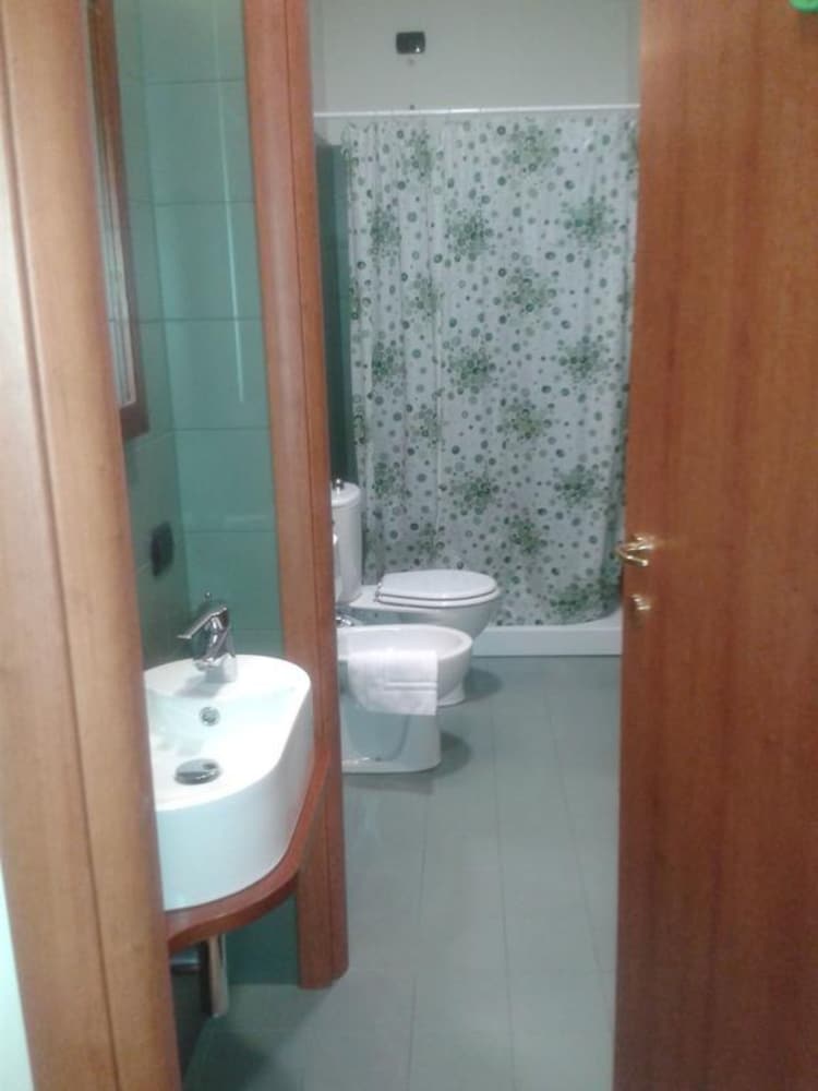 Double Room, Private Bathroom photo 2
