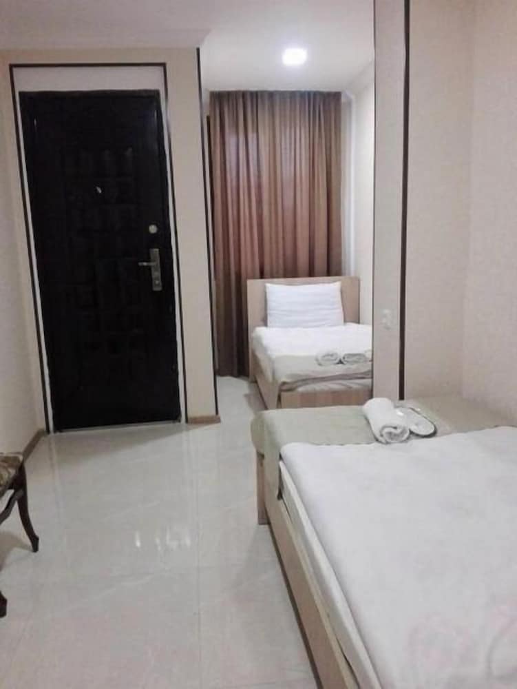 Economy Twin Room