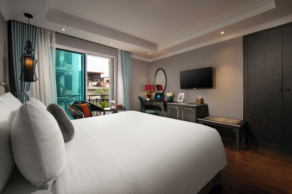 Junior Double or Twin Room photo 3