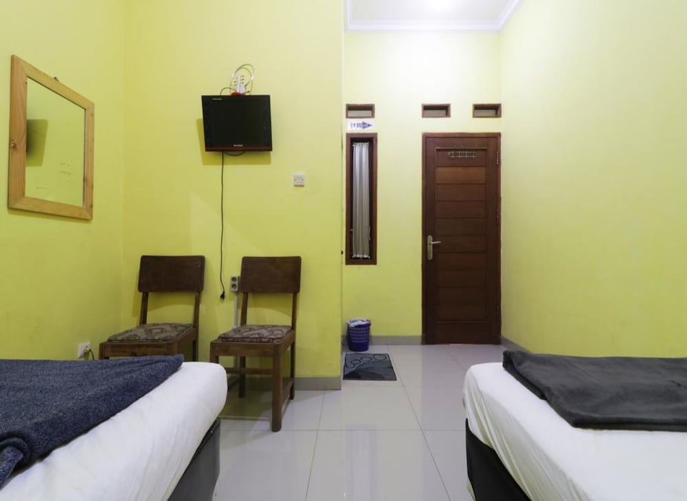 Double Room - Photo 5