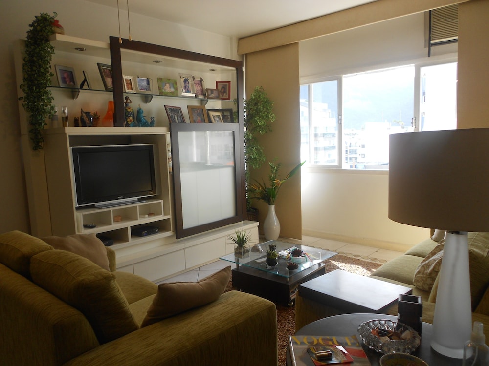 Apartment (3 Bedrooms)