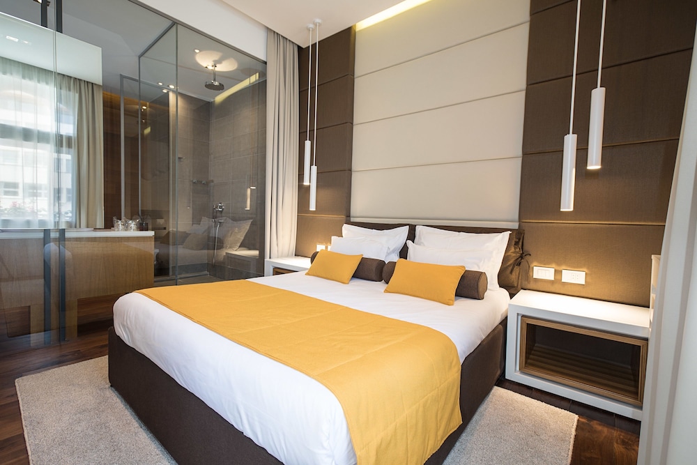 Executive Studio Suite, Balcony photo 2