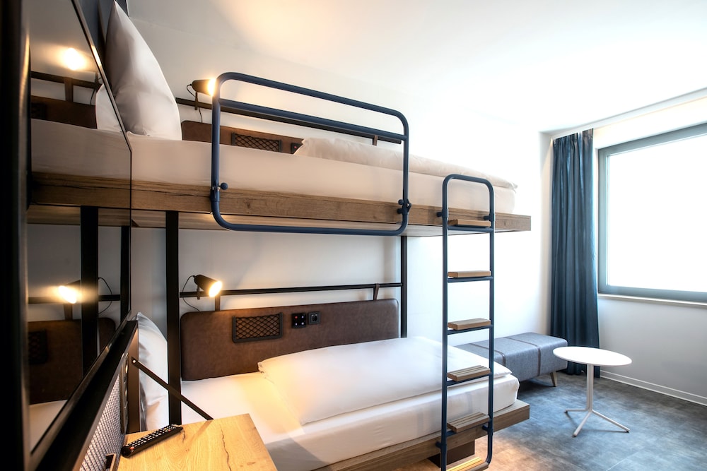 Comfort Quadruple Room