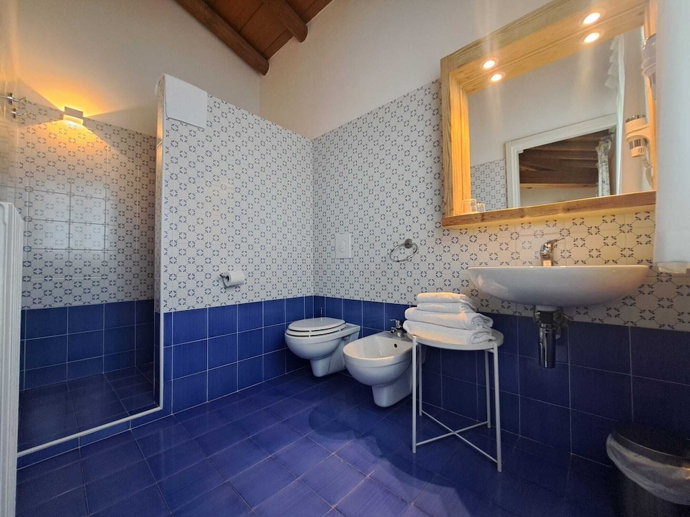 Superior Double or Twin Room, Garden View - Photo 22