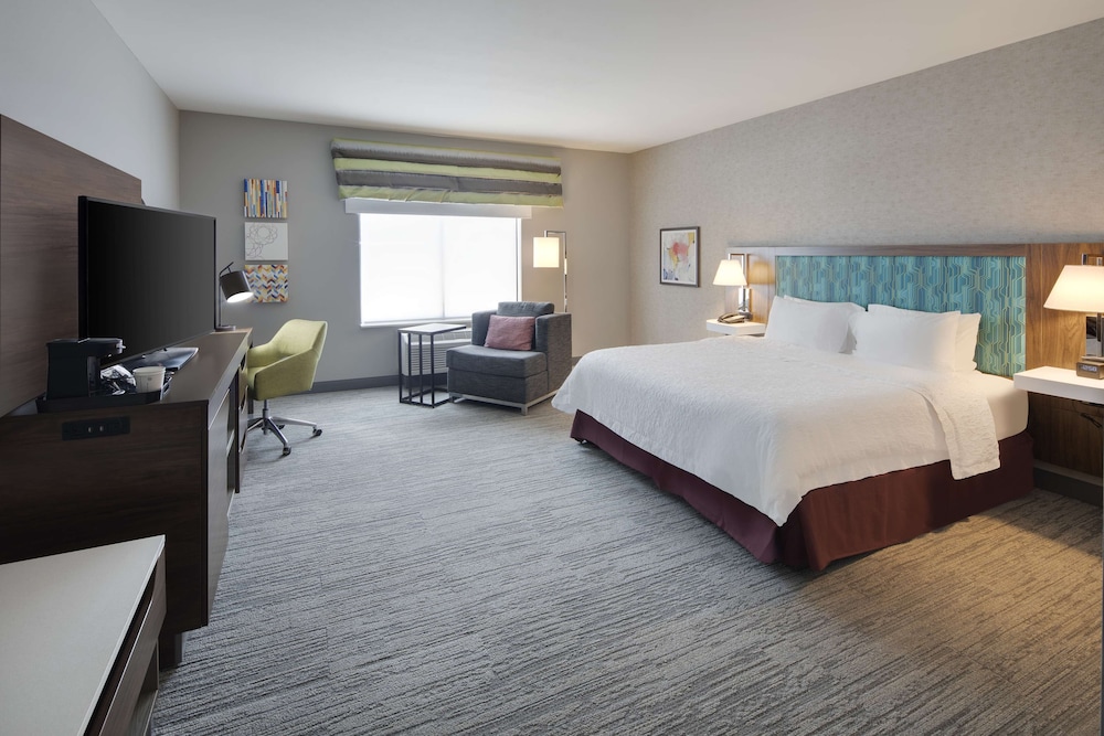 Room, 1 King Bed, Accessible - Photo 1