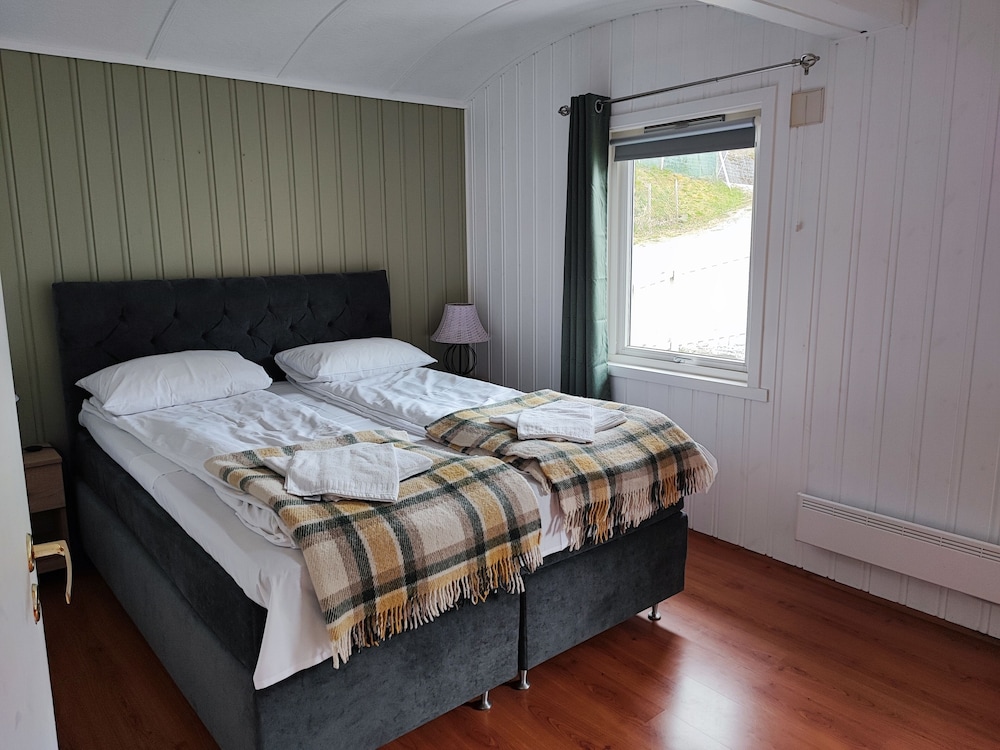 Krossen apt 3. First floor, 2 bedrooms, Fjord View photo 3