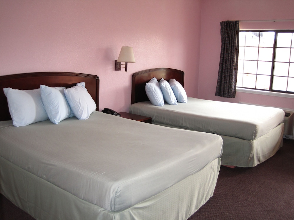 Family Suite, 2 Bedrooms - Photo 4