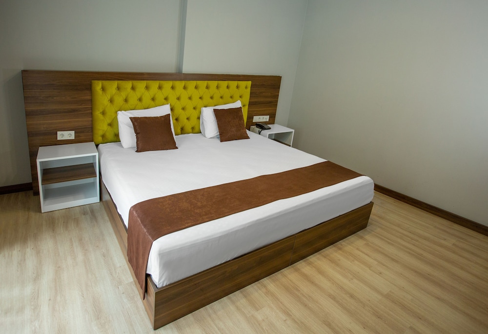Standard Double Room - Photo 5