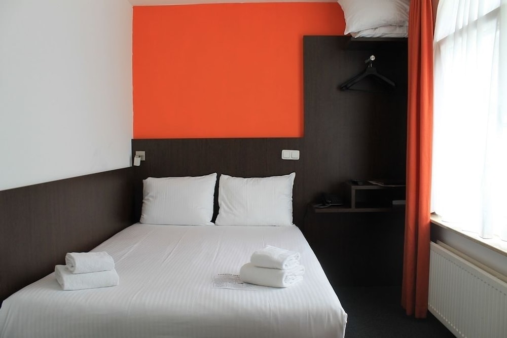 Twin Room (Cosy) photo 2