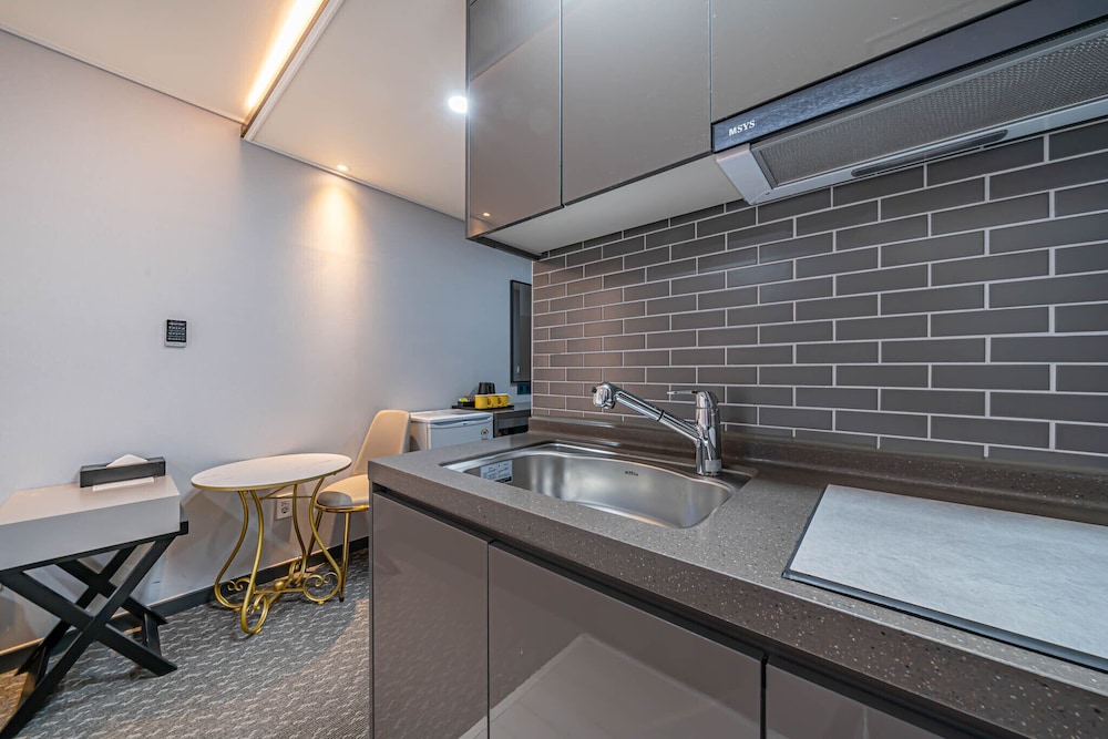 Triple Room - Photo 3