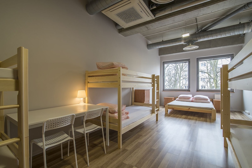 Room (Nr 27)