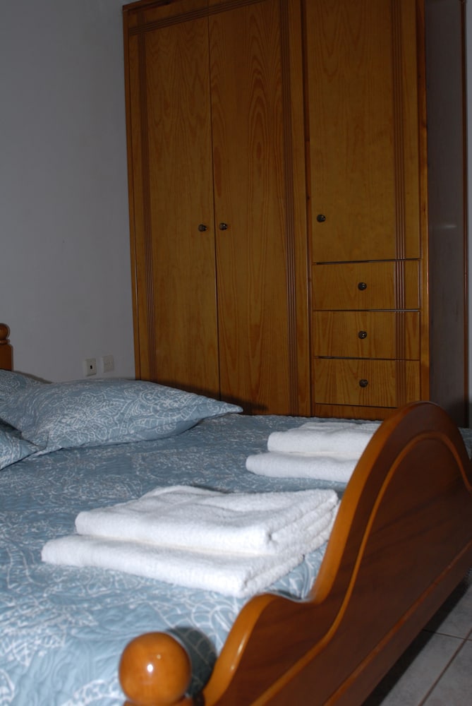 Apartment, 2 Bedrooms, Terrace, Garden View photo 1