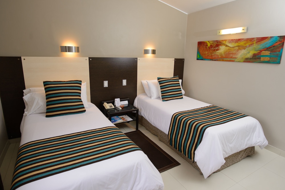 Superior Room, 2 Twin Beds photo 2