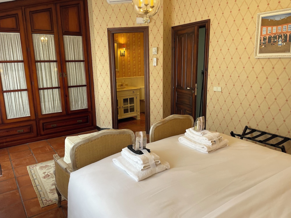 Manor Suite # 4, MountainView photo 2