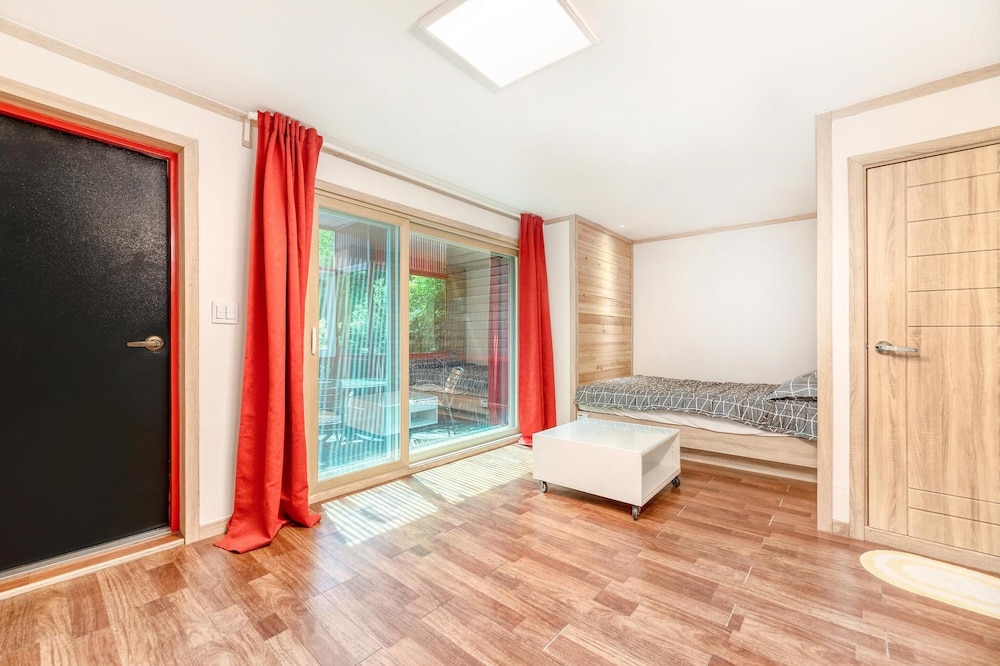 Basic Room, 1 Bedroom (106)