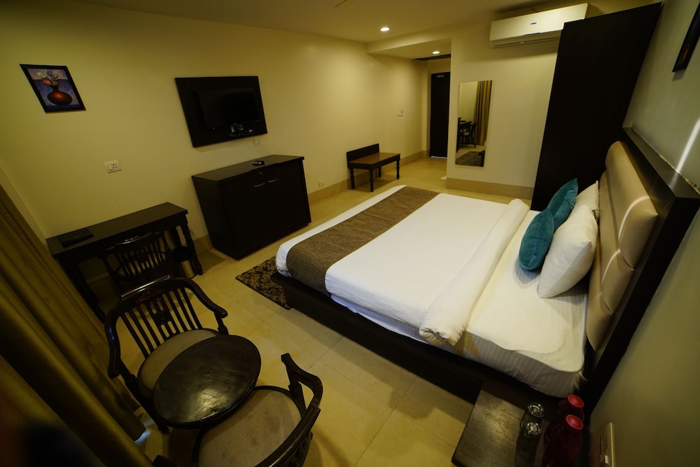 Club Room photo 2