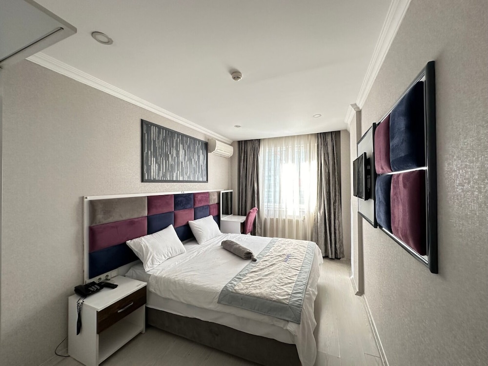 Standard Suite, City View photo 1