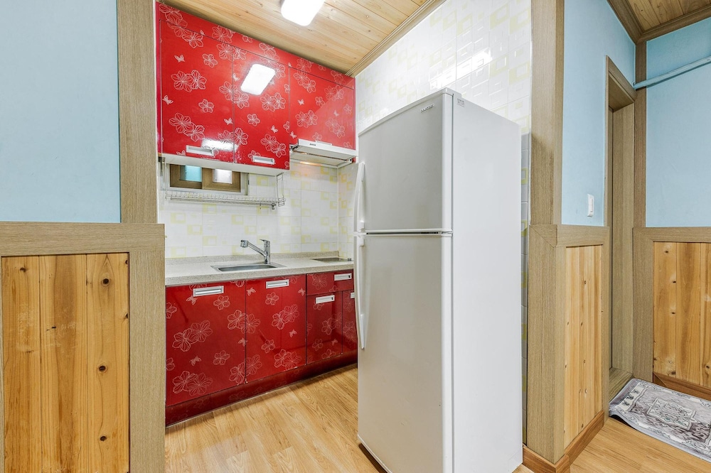 Basic Room, 1 Bedroom (103) photo 3