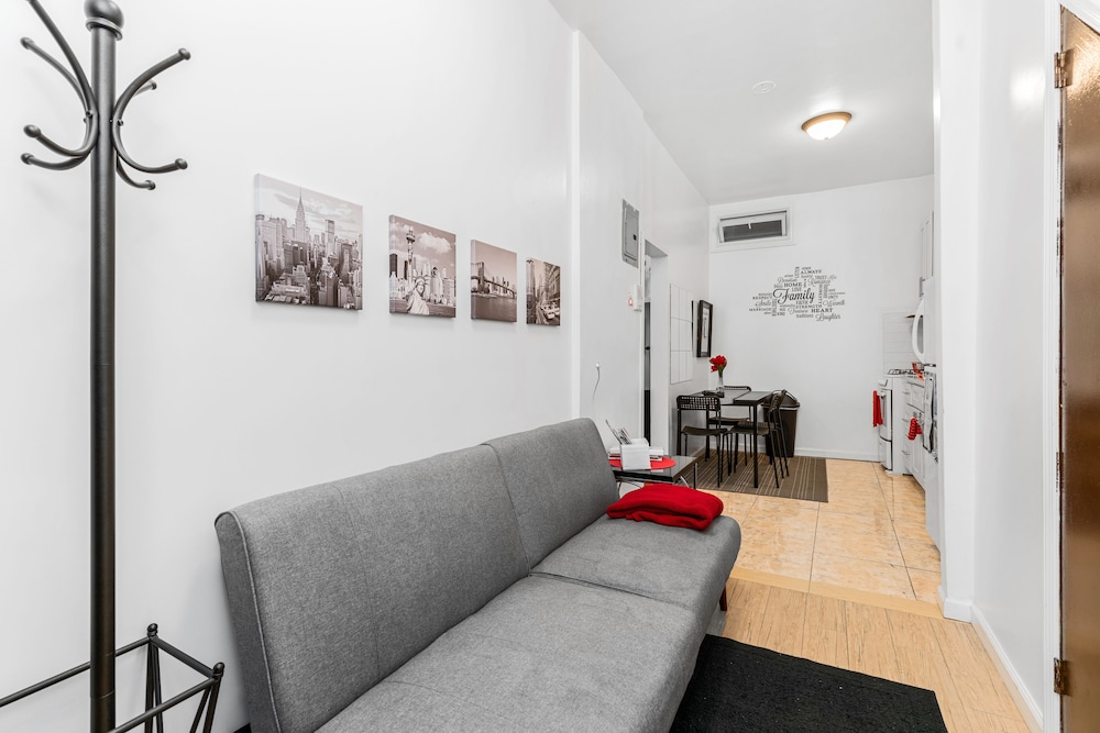 Apartment photo 3