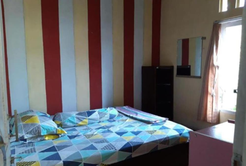 Standard Double with Private Bathroom - Photo 1