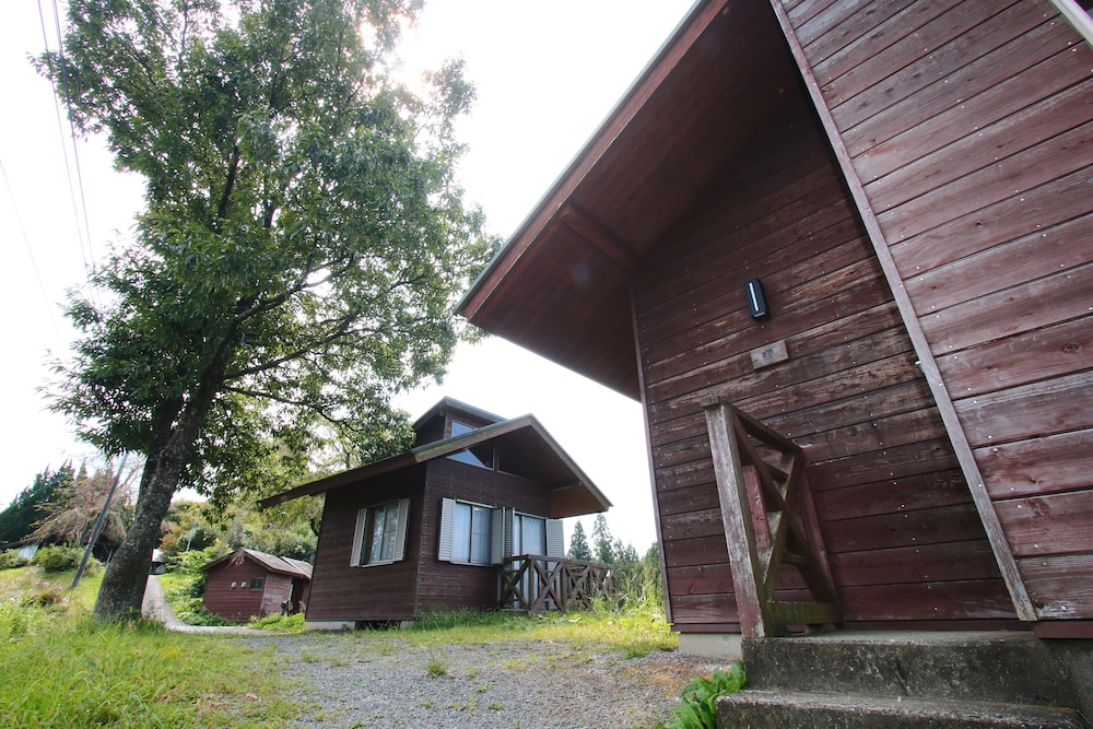 Family Bungalow photo 1