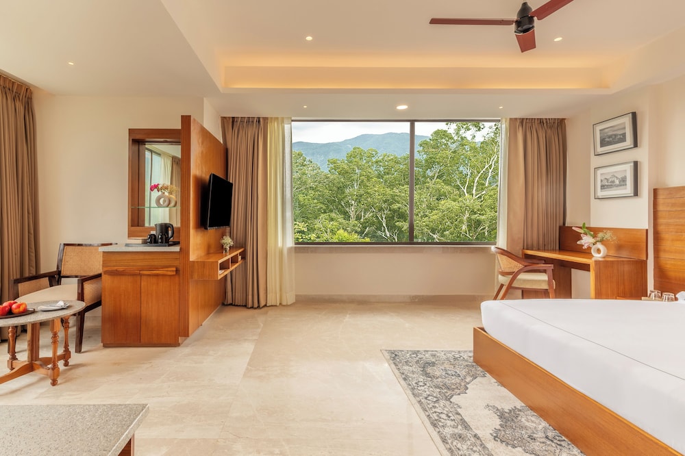 Junior Suite with Jungle View photo 3