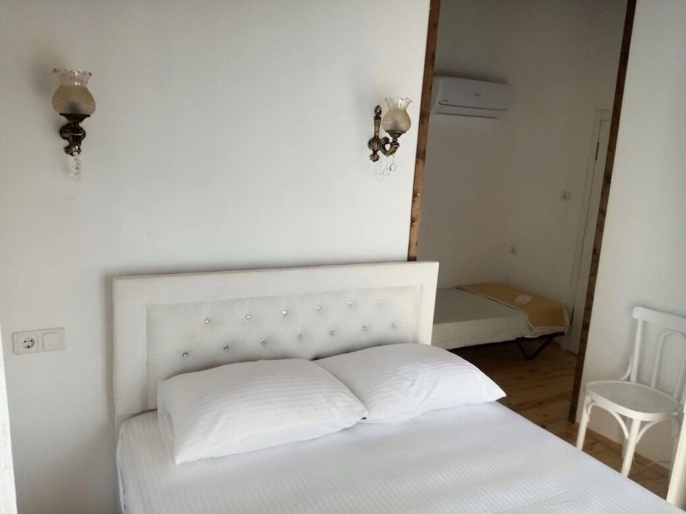 Standard Triple Room photo 1