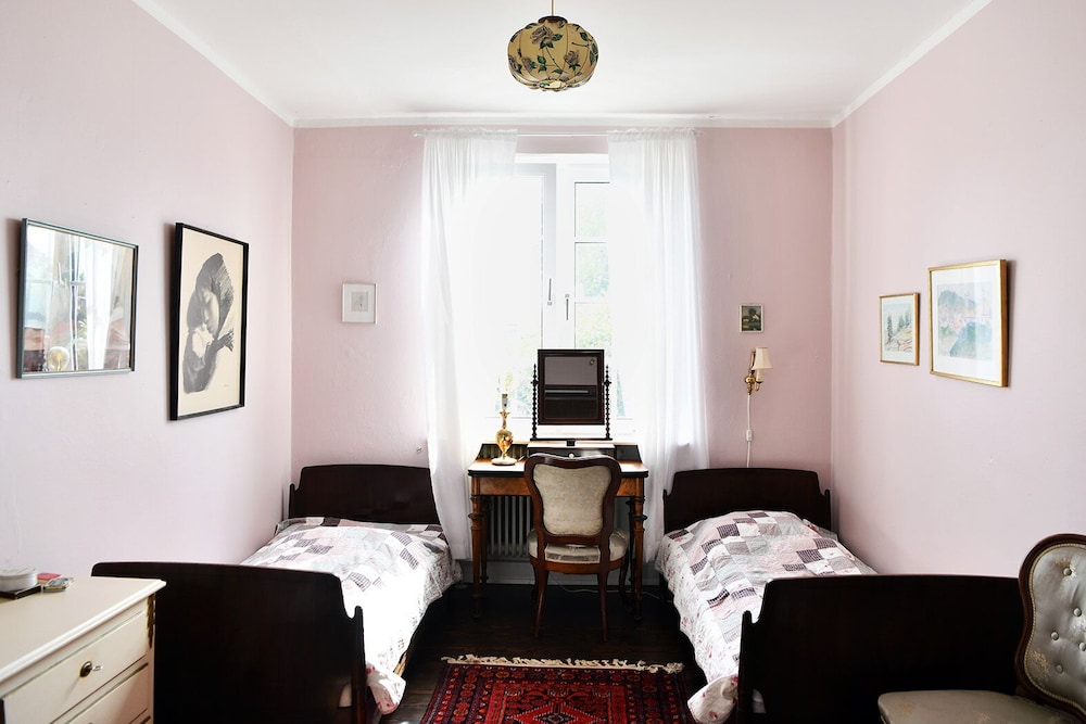 Single Room photo 1