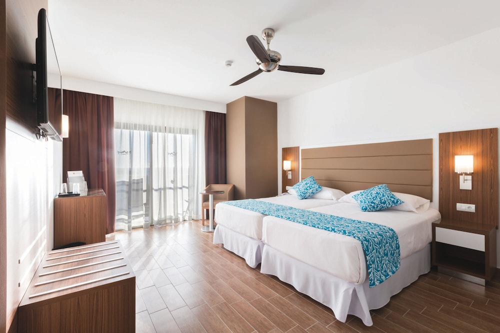 Suite Junior, Balcón