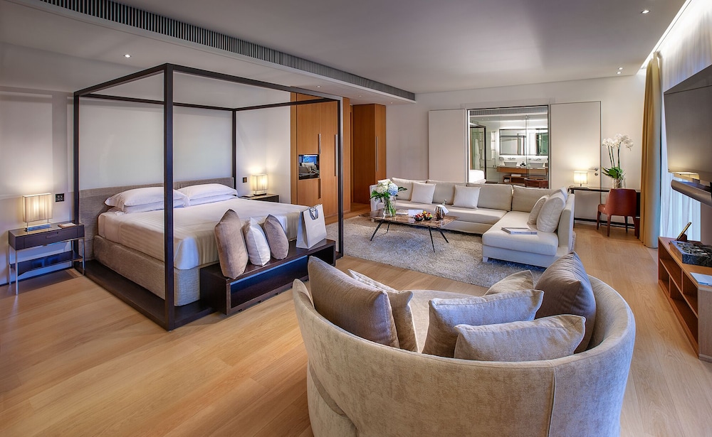 Presidential Suite (The Spatio)