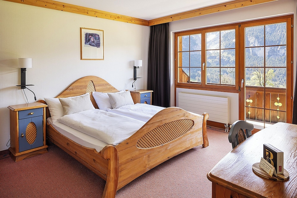 Junior Suite, Balcony, Mountain View photo 2