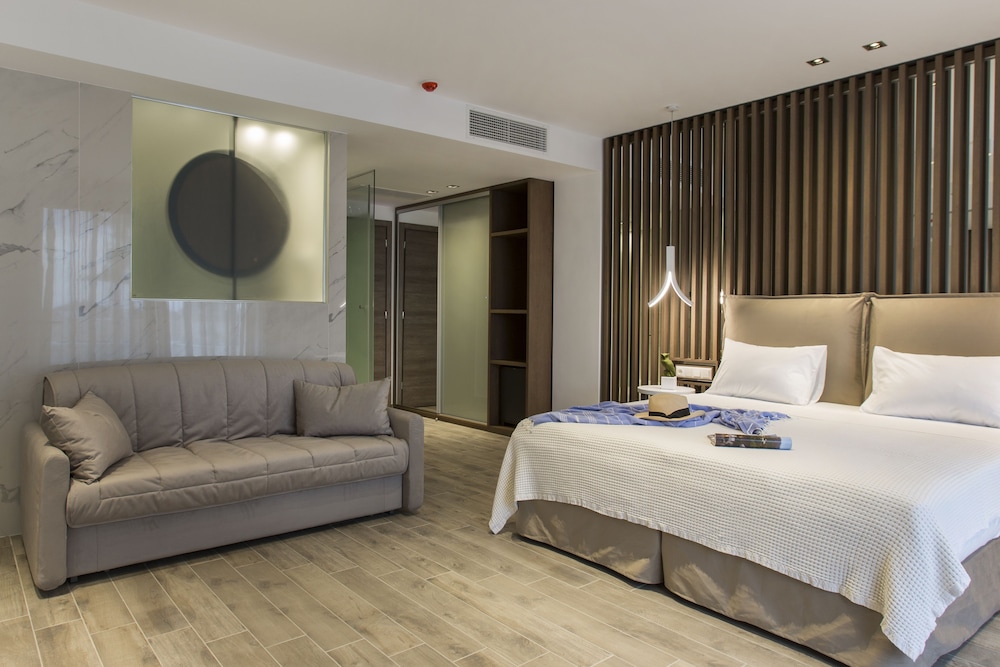 Exclusive Room, Beachfront photo 2