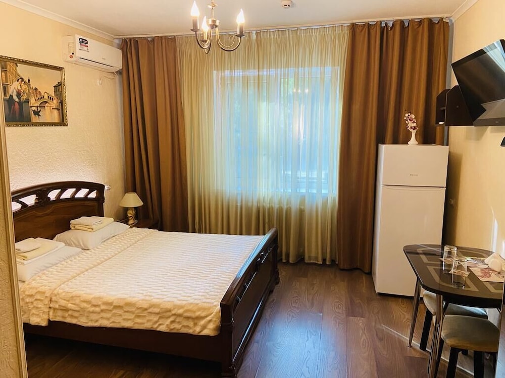 Deluxe Double Room, 1 Queen Bed, Non Smoking photo 1