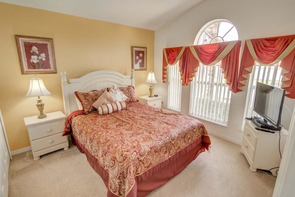 House, 4 Bedrooms