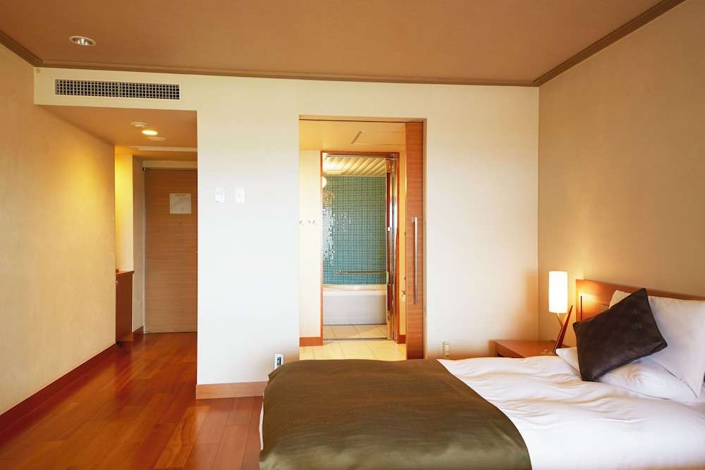 Deluxe Twin Room Universal 113/114, Non Smoking