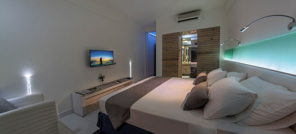 Deluxe Single Room