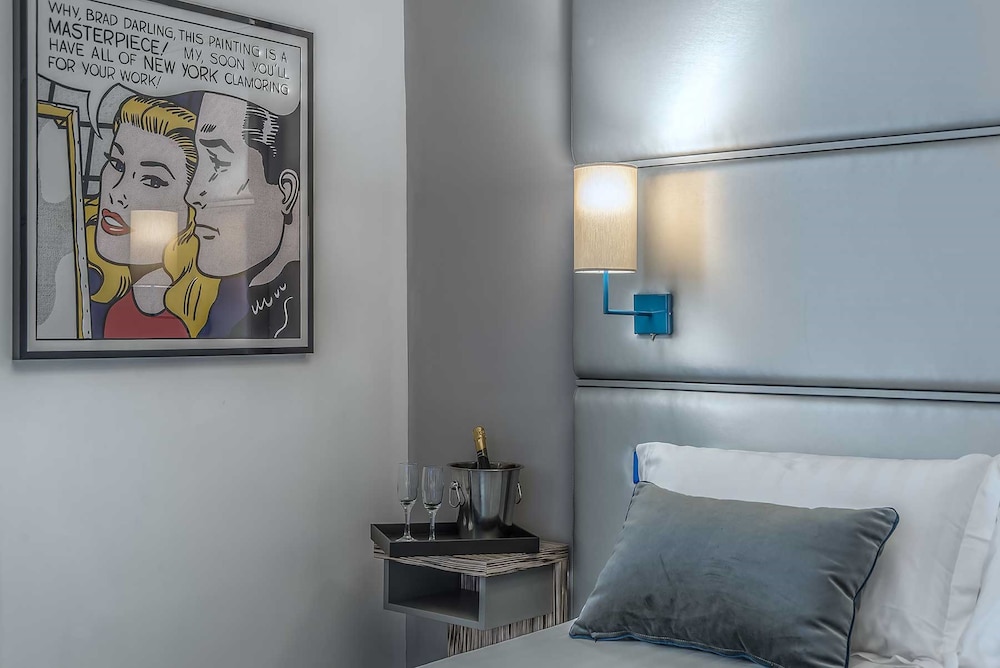 Romantic Double Room, Jetted Tub photo 2