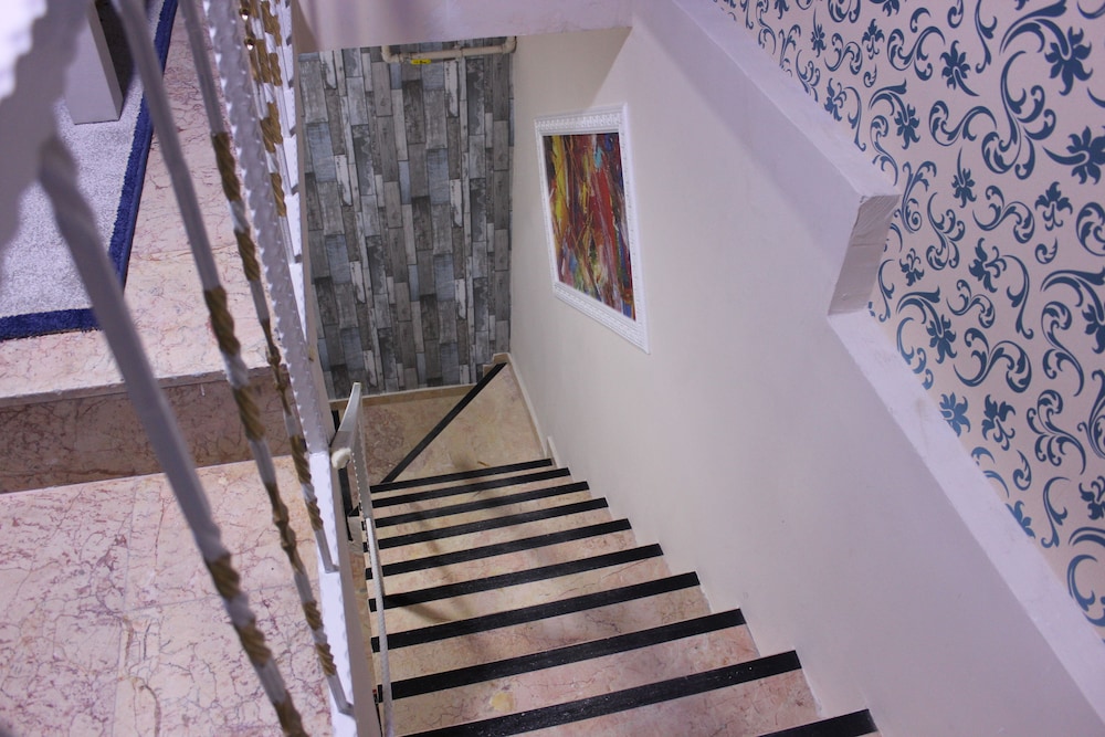 Traditional Duplex photo 3