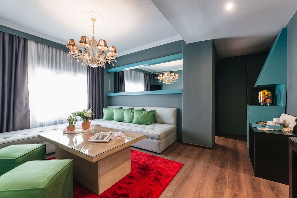 Suite photo 1