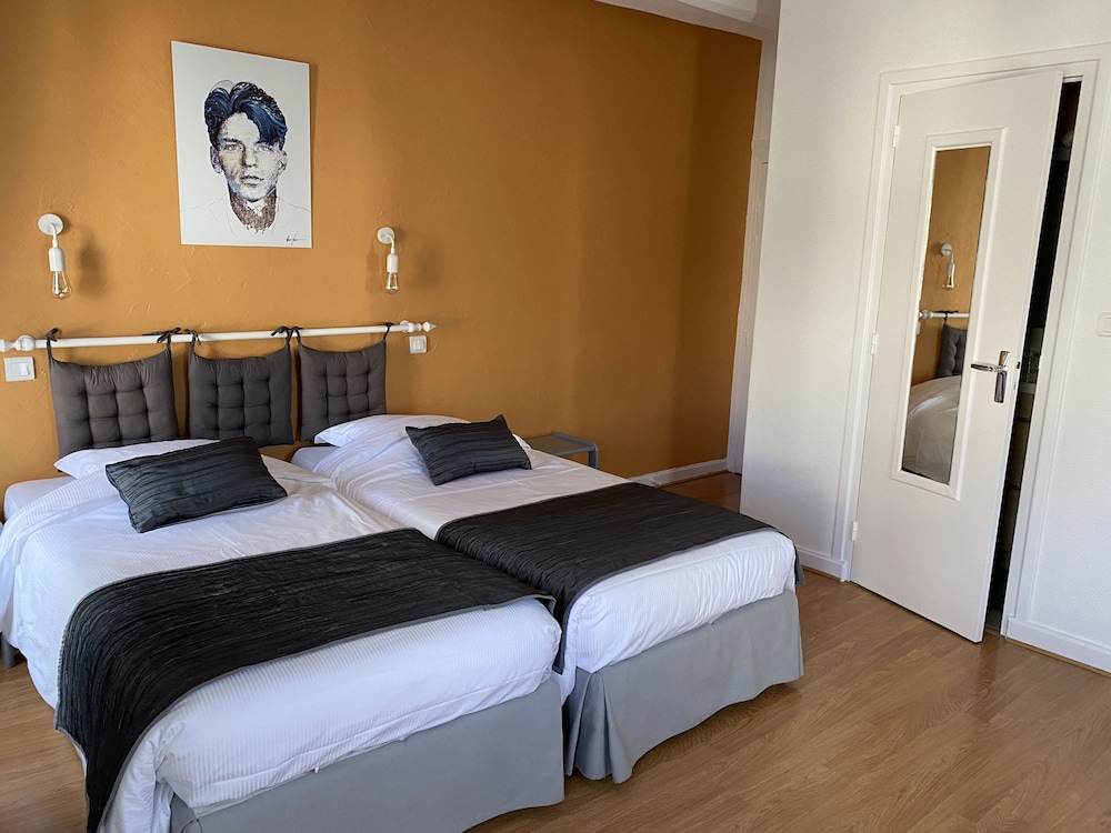Superior Twin Room, 2 Twin Beds photo 1