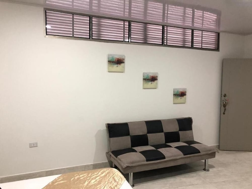 Basic Triple Room