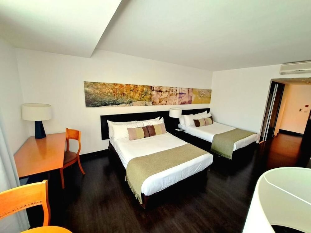 XXXX Junior Suite Double photo 1