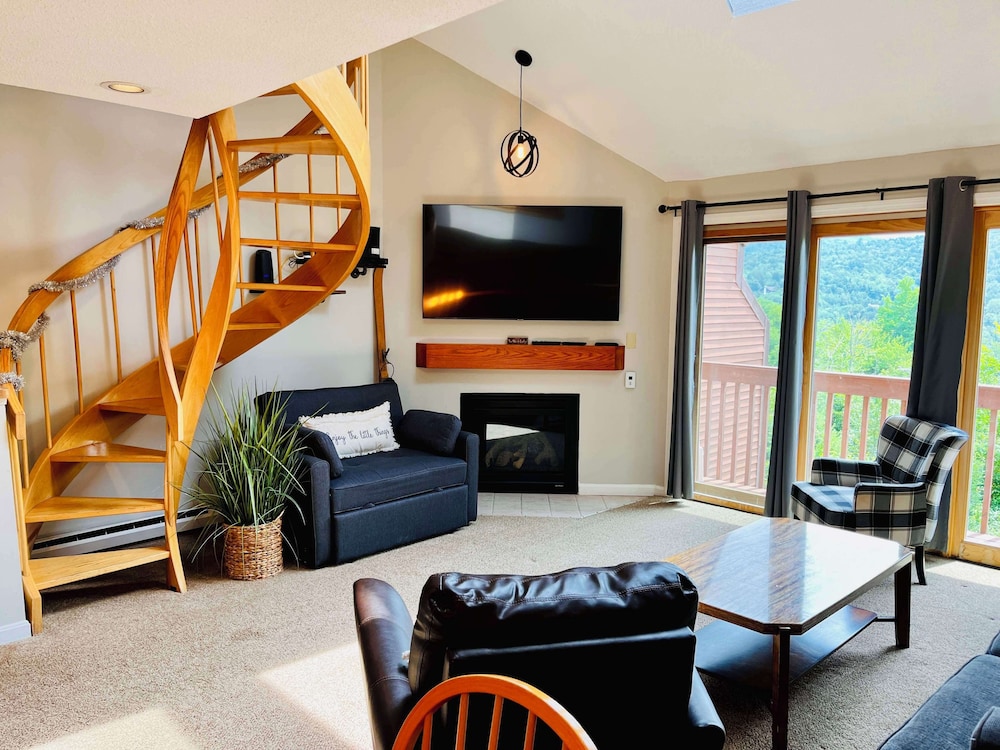 Renovated 2B w/ Multiple Beds