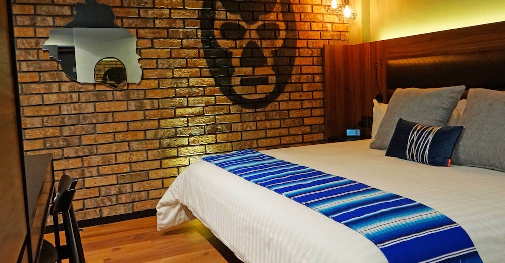 Grand Room - Photo 1