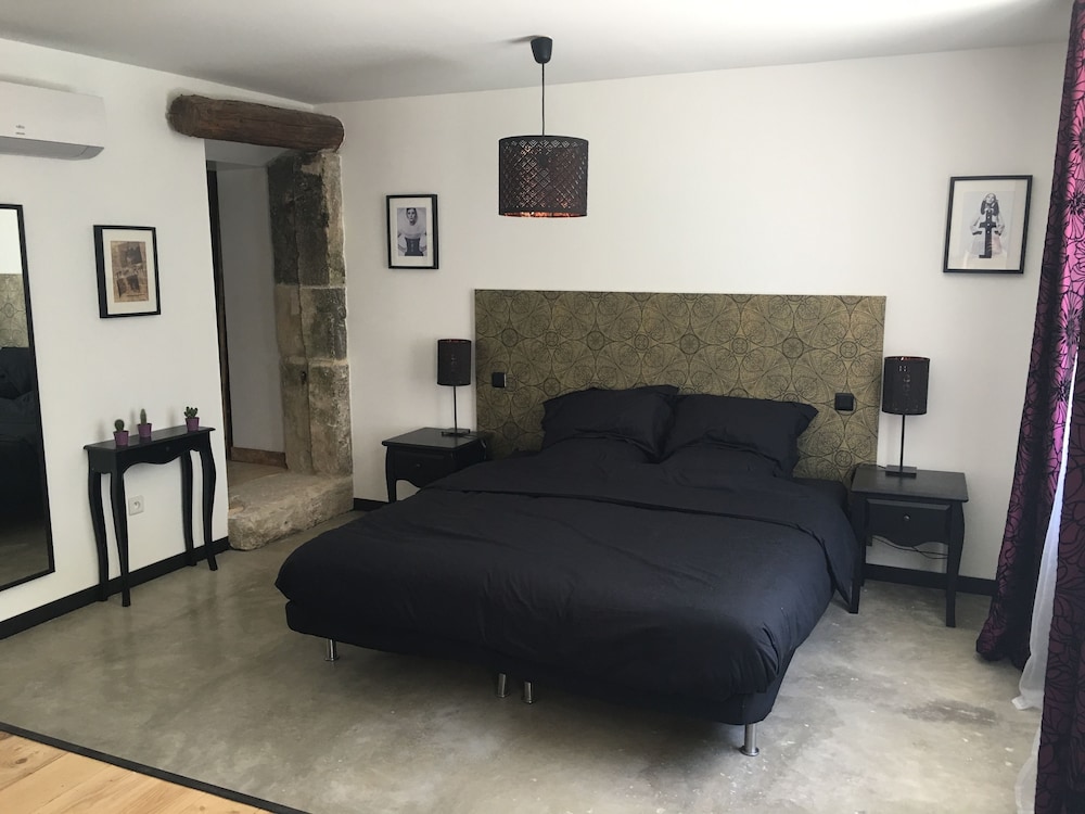 Fasion Bedroom photo 3
