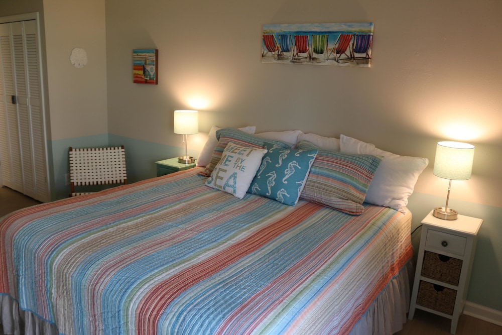 Condo, 1 Bedroom photo 1