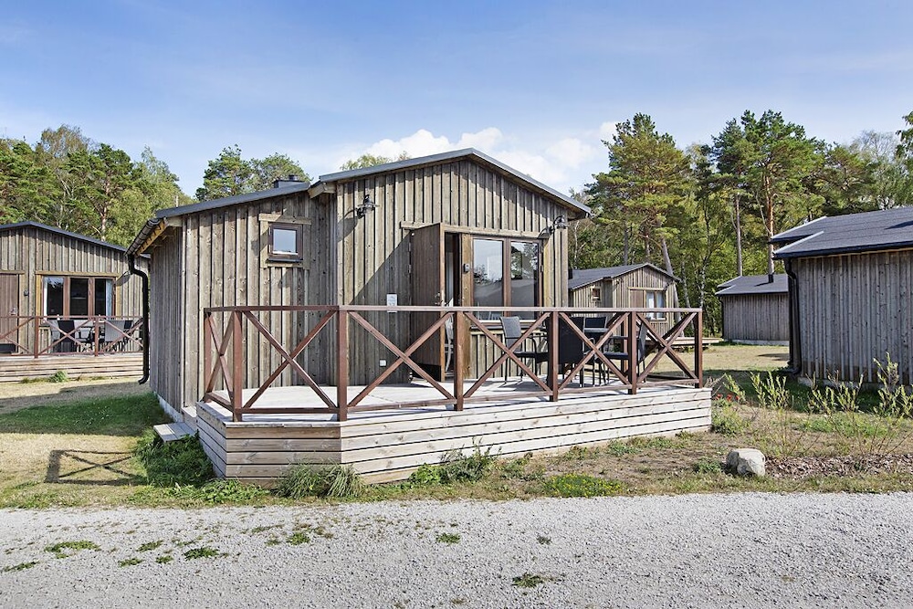 Small Cabin