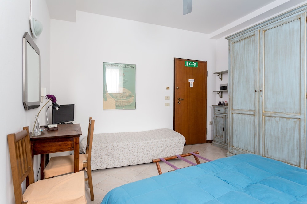 Superior Double Room (extra bed)