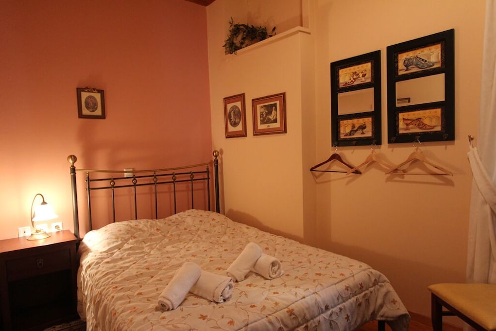 Basic Double Room