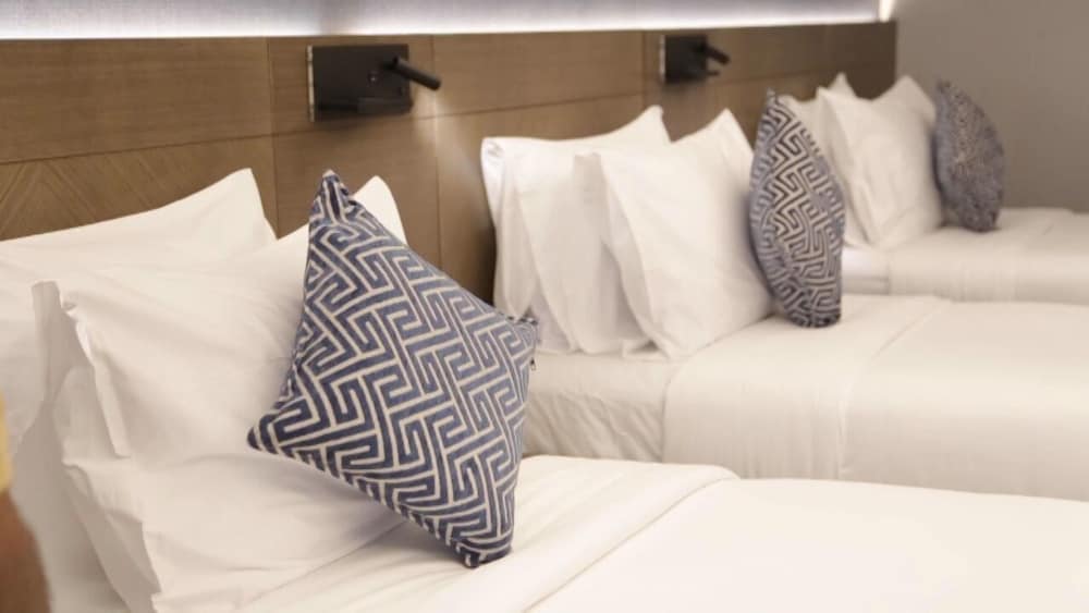 Triple Room, City View